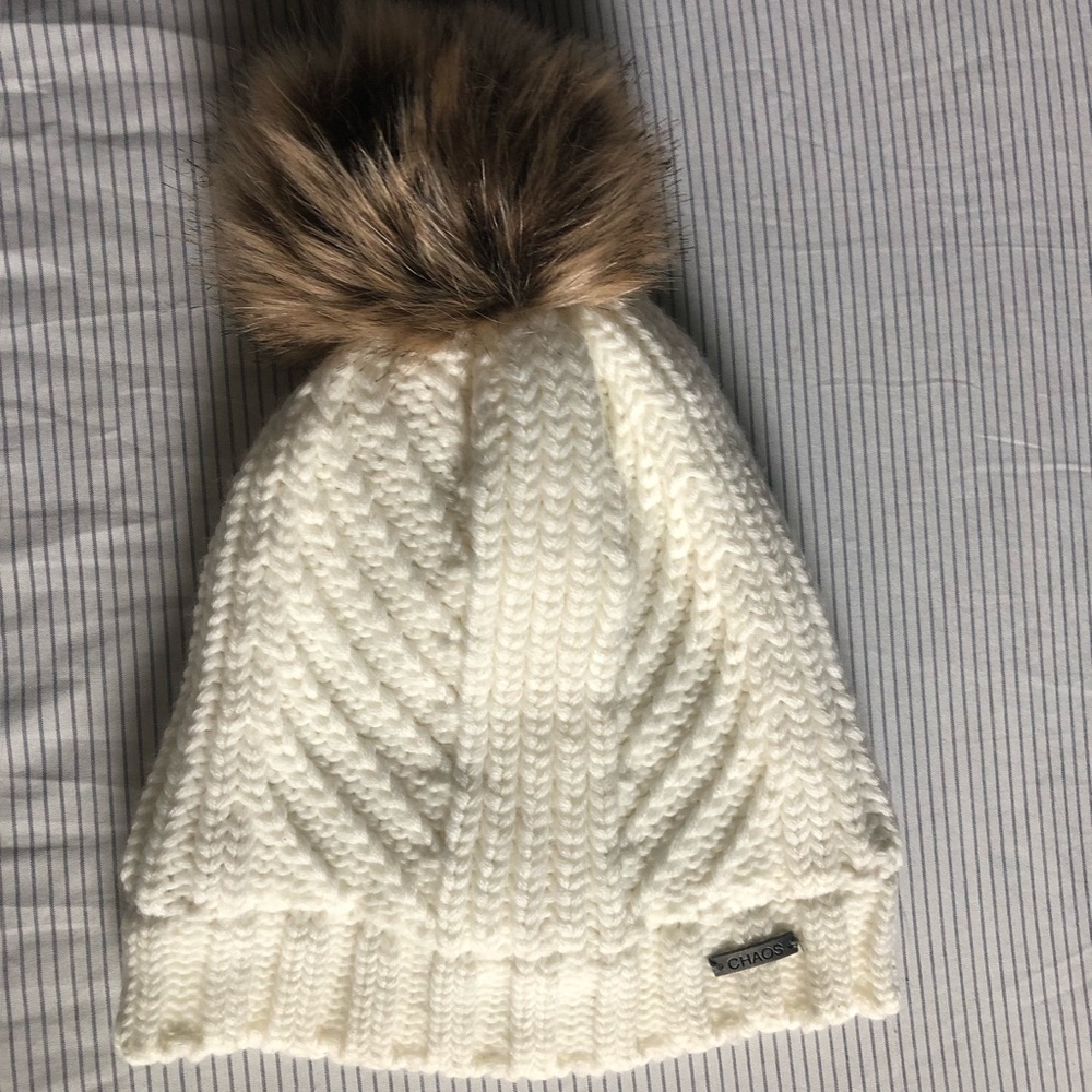 Beige winter beanie with pompom